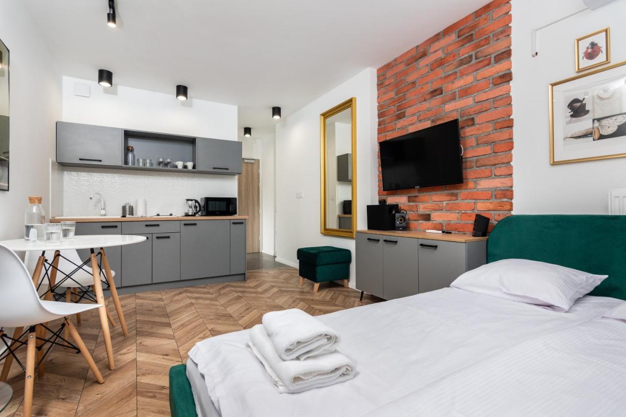 Apartamenty Na Debnikach - By Upstairs Krakow Exterior photo